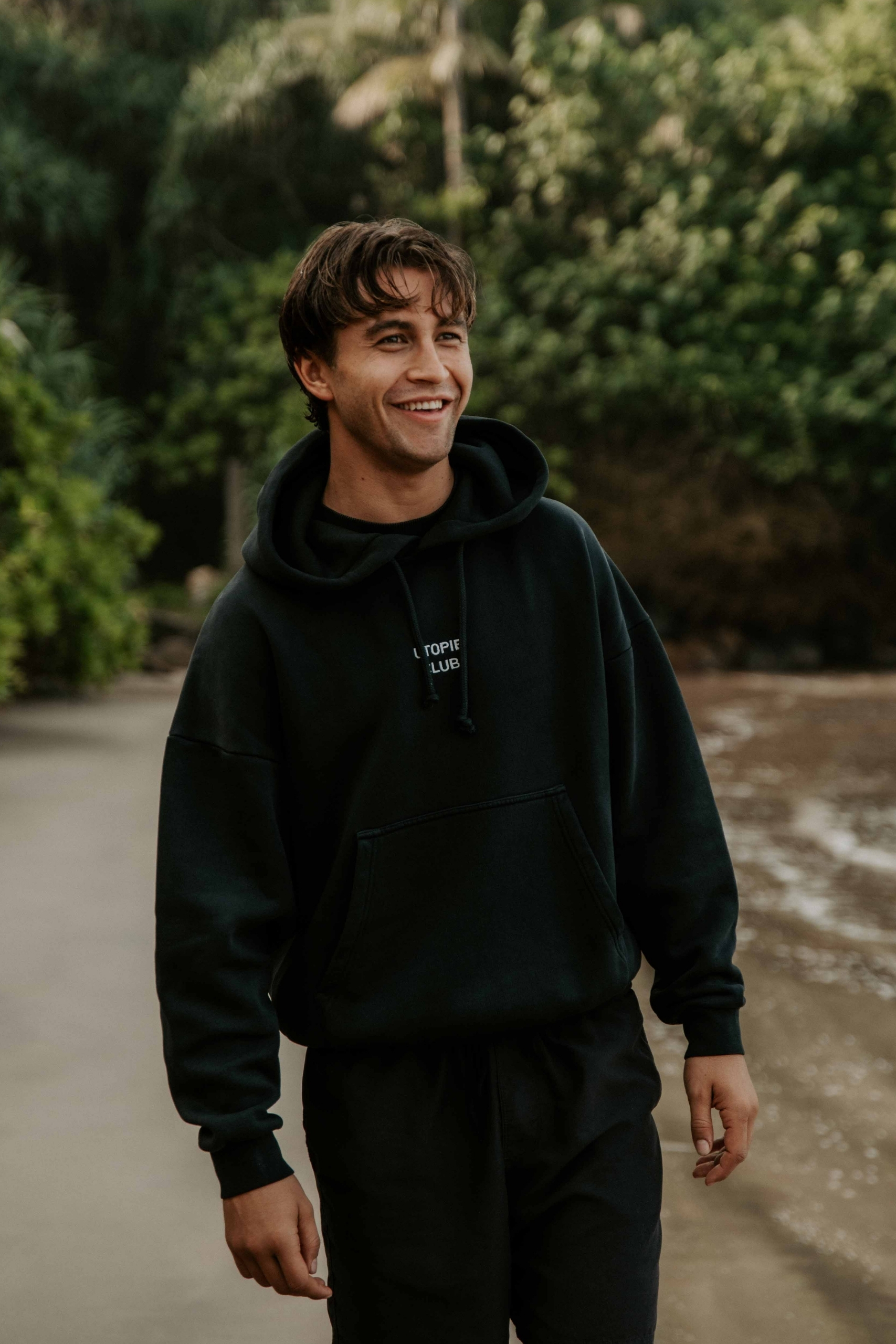 Black oversized hoodie utopie club